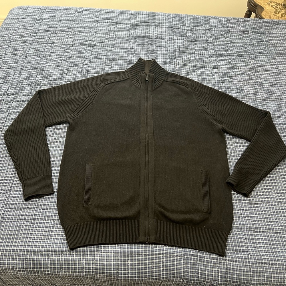 MENS XXL zip front black sweater